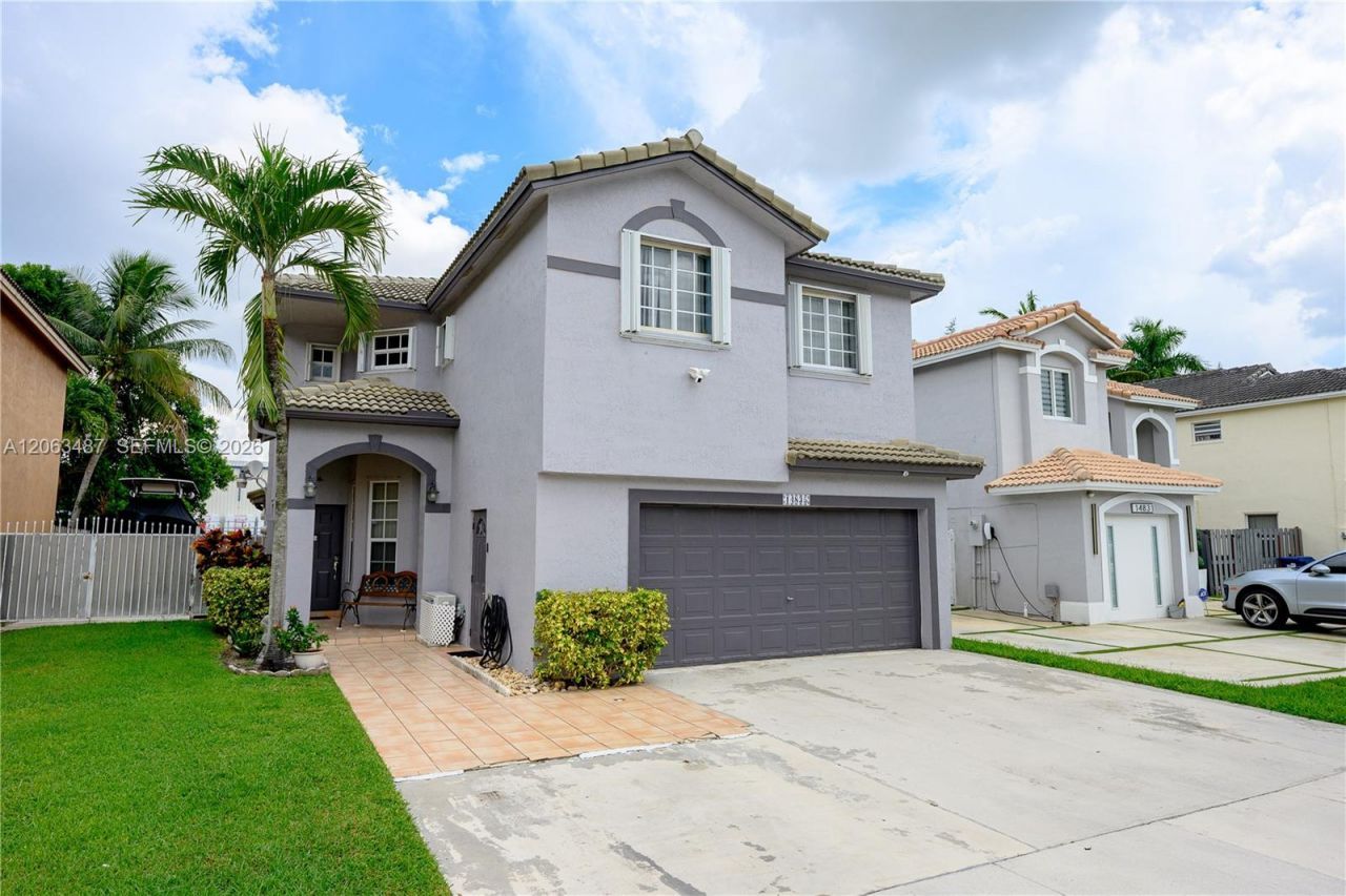 14835 SW 138th Ter, Miami, FL 33196 Photo