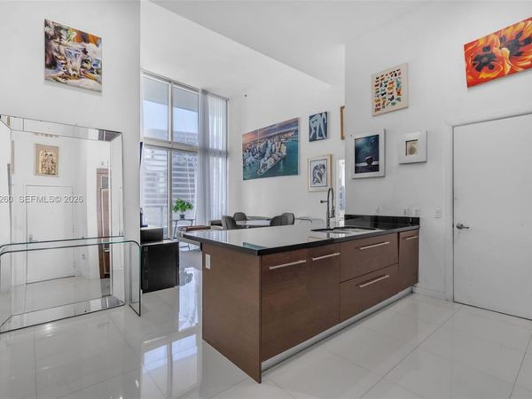 475 Brickell Ave , Unit 2813, Miami, FL 33131