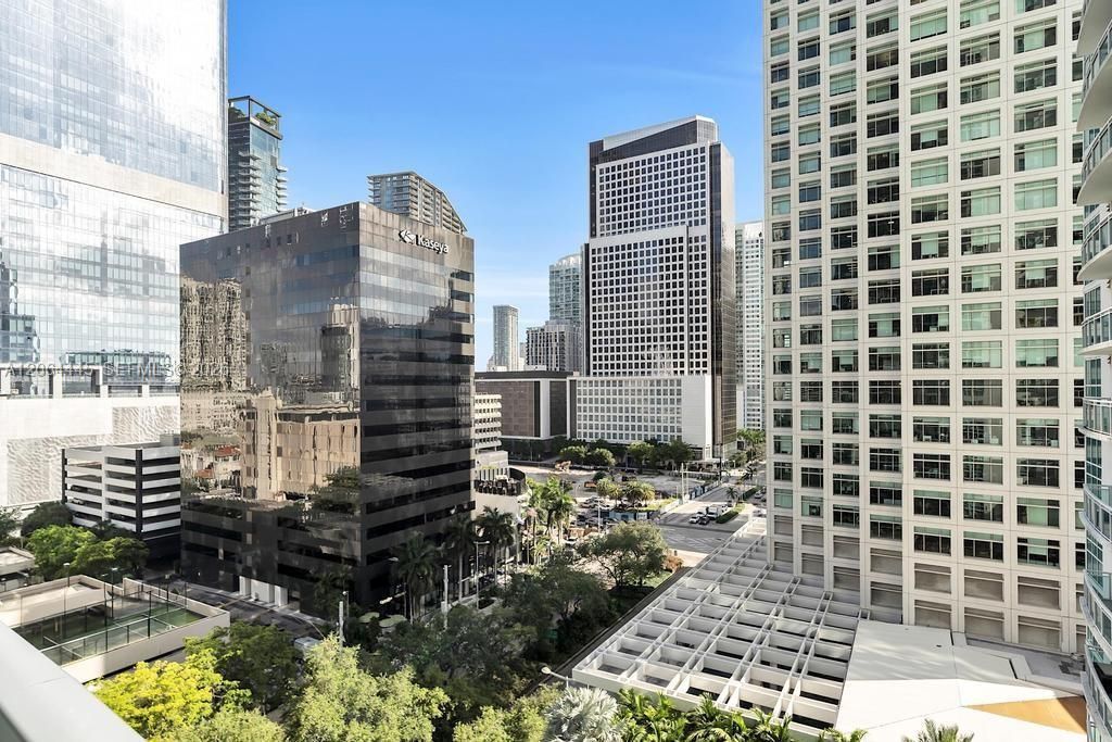 951 Brickell Av, Unit 1100, Miami, FL 33131 Photo