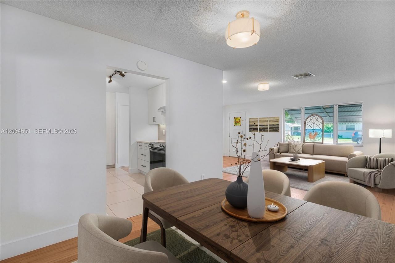 8830 NW 17th St , Plantation, FL 33322 Photo