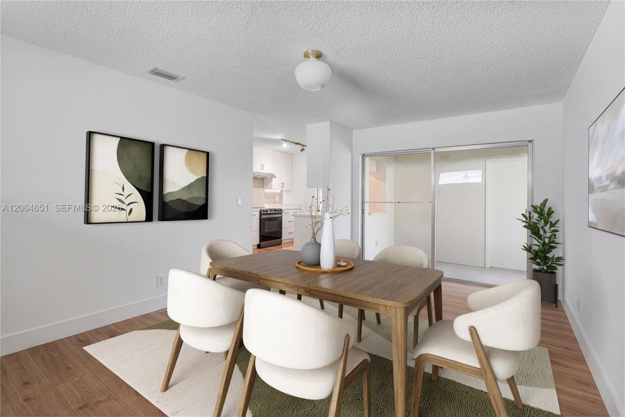 8830 NW 17th St , Plantation, FL 33322 Photo