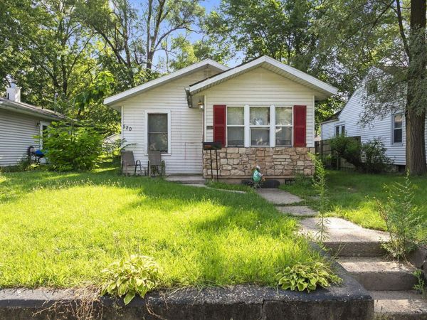 520 S 27th Street, South Bend, IN 46615