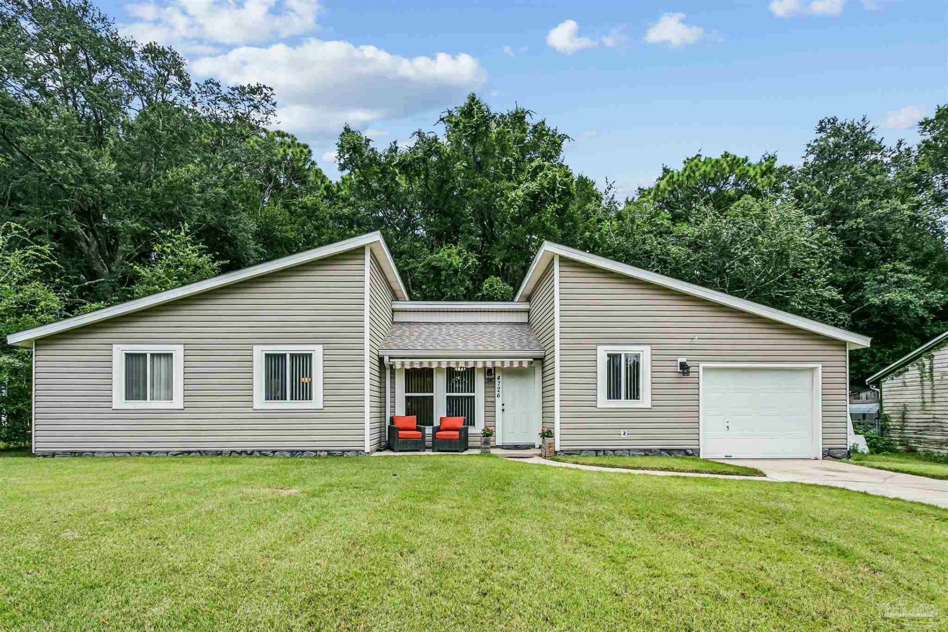 4726 Bridgedale Dr, Pensacola, FL 32505 Main Photo