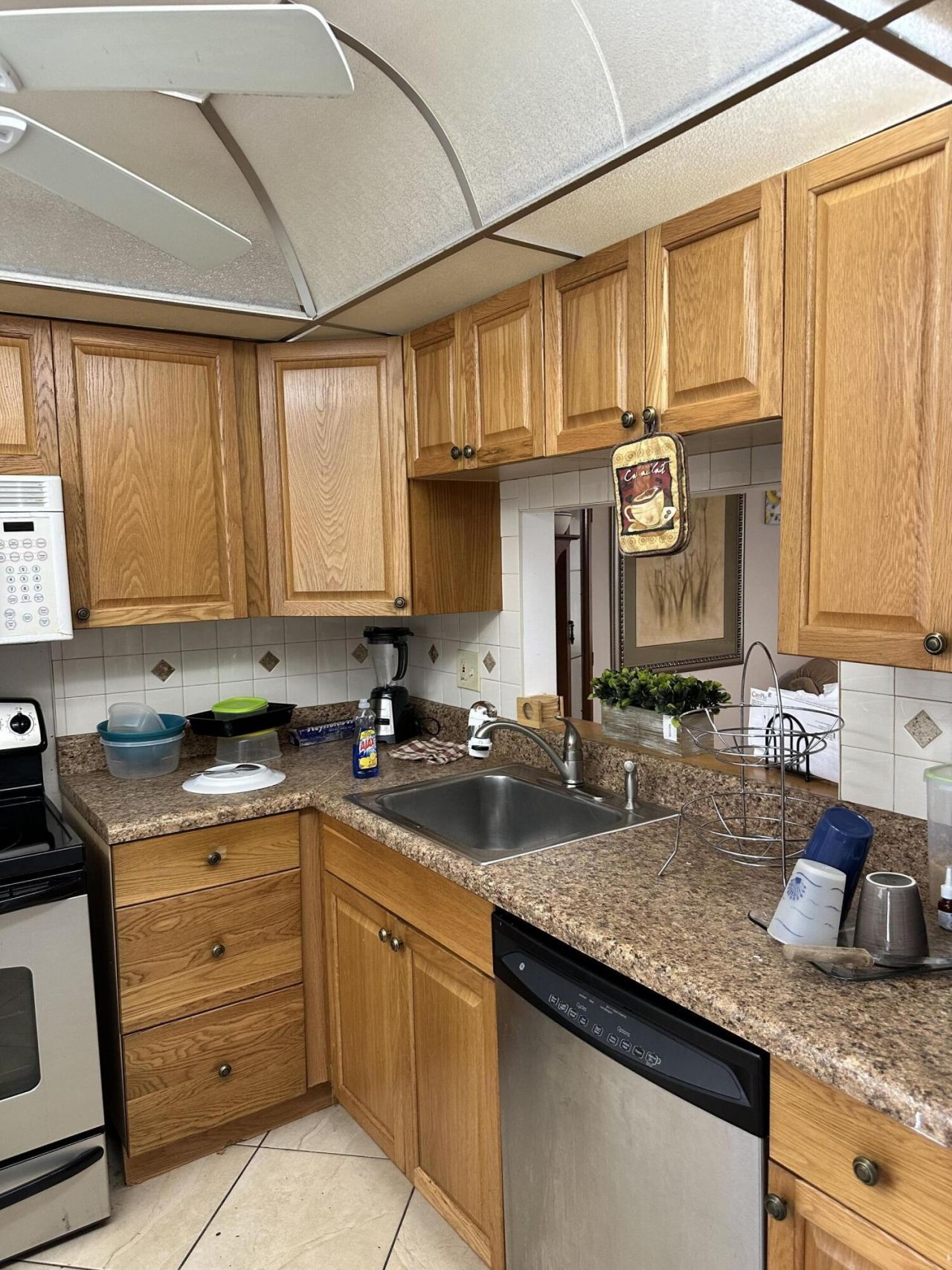2900 NW 47th Terrace, Unit 105B, Lauderdale Lakes, FL 33313 Photo