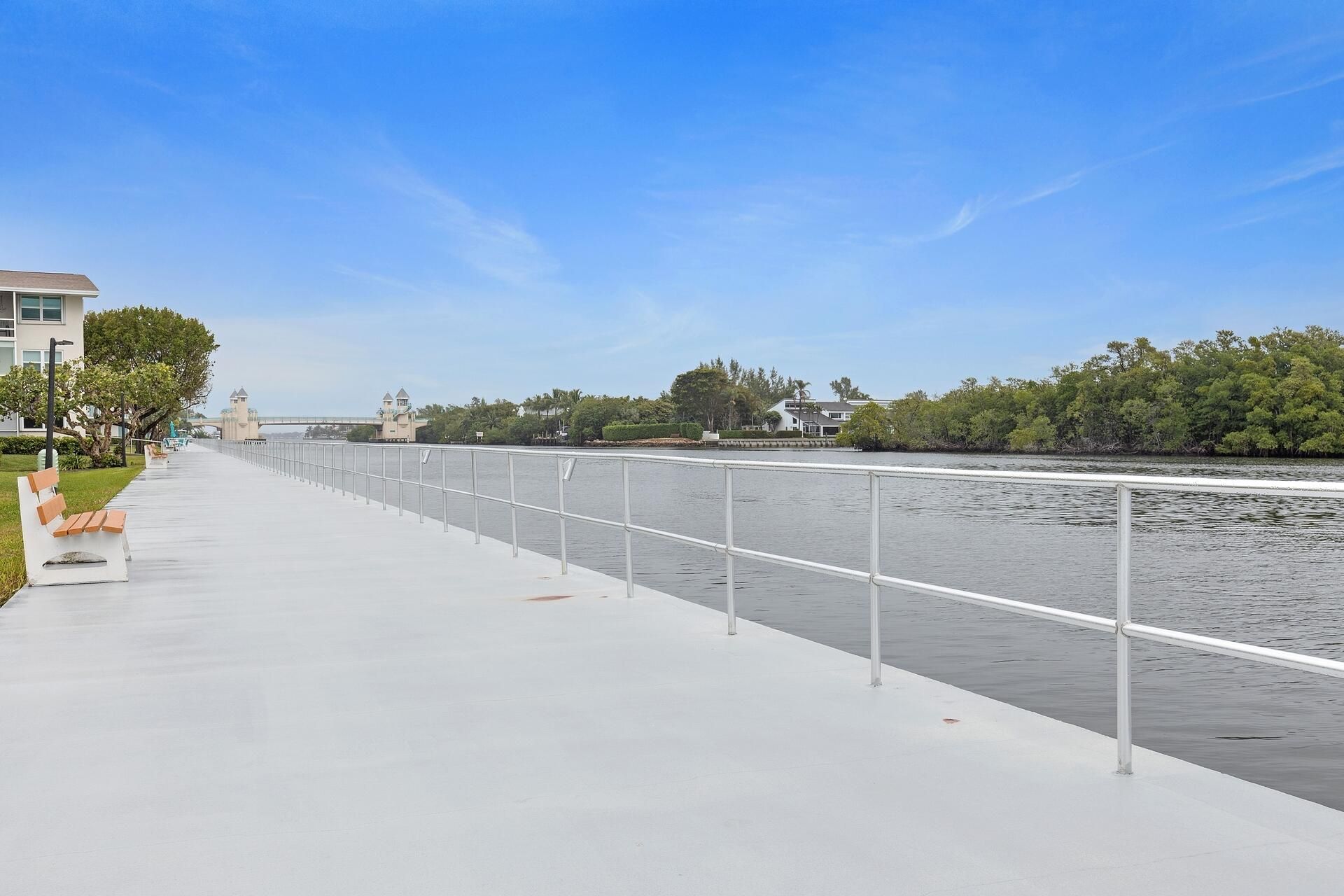 200 Horizons W, Unit 106, Boynton Beach, FL 33435 Photo