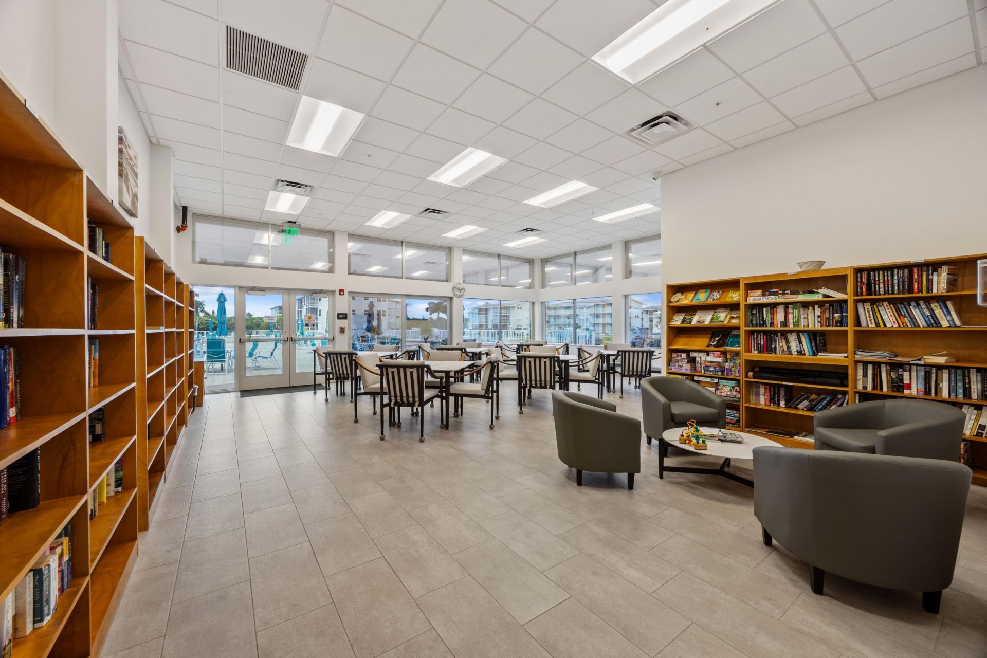 200 Horizons W, Unit 106, Boynton Beach, FL 33435 Photo