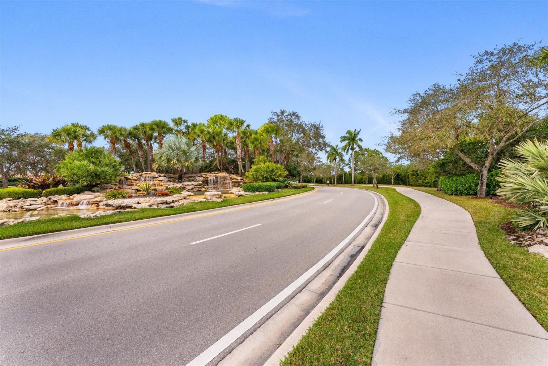 6152 NW 121st Avenue, Coral Springs, FL 33076 Photo