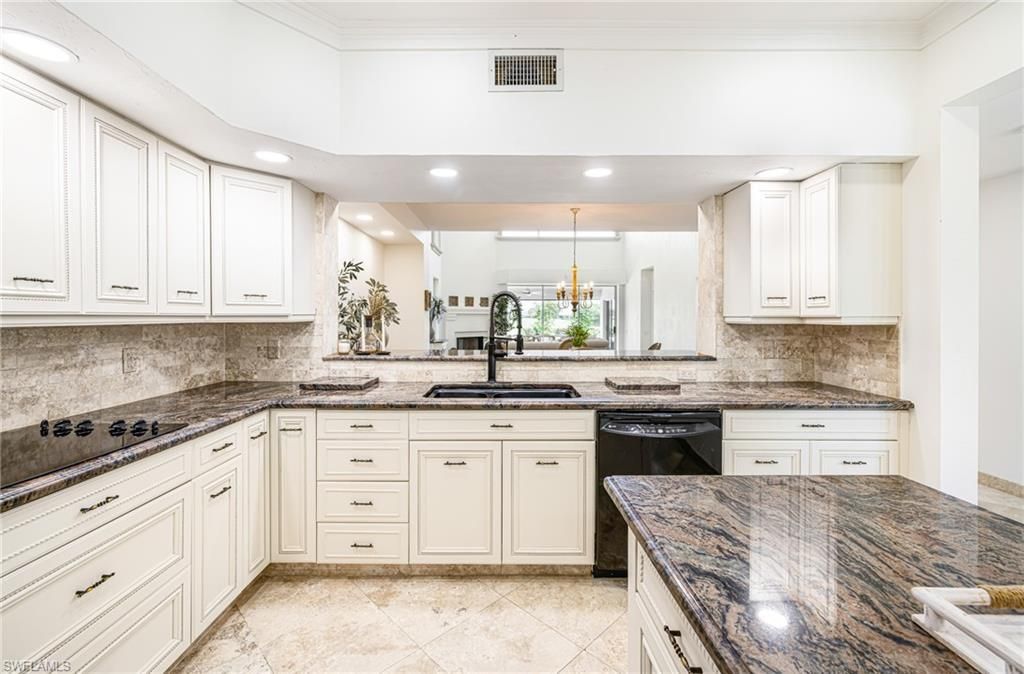 11832 Quail Village Way , Unit 157-8, Naples, FL 34119 Photo