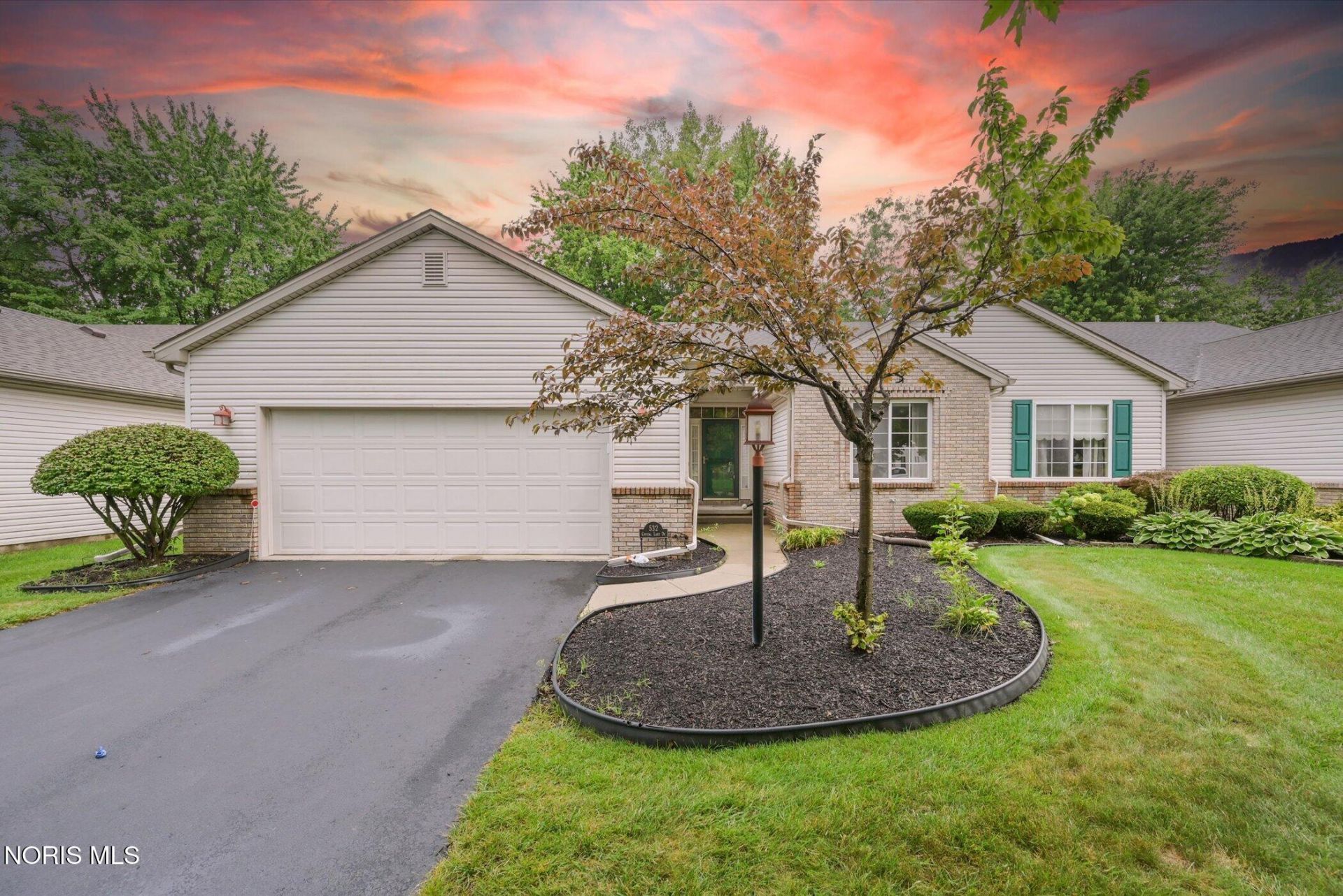 532 Crystal Lake Drive, Holland, OH 43528 Main Photo