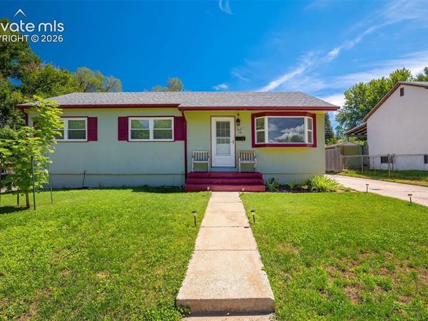 1607 Querida Drive, Colorado Springs, CO 80909