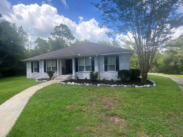 591 Ridge Lake Road, Crestview, FL 32536