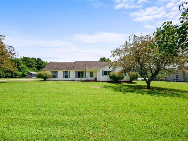 2454 Gene Fitzgerald Rd , Columbia, TN 38401