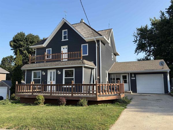 309 W 4th Street, Wellsburg, IA 50680
