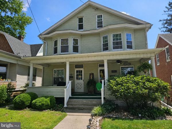 558 CENTER STREET , MILLERSBURG, PA 17061