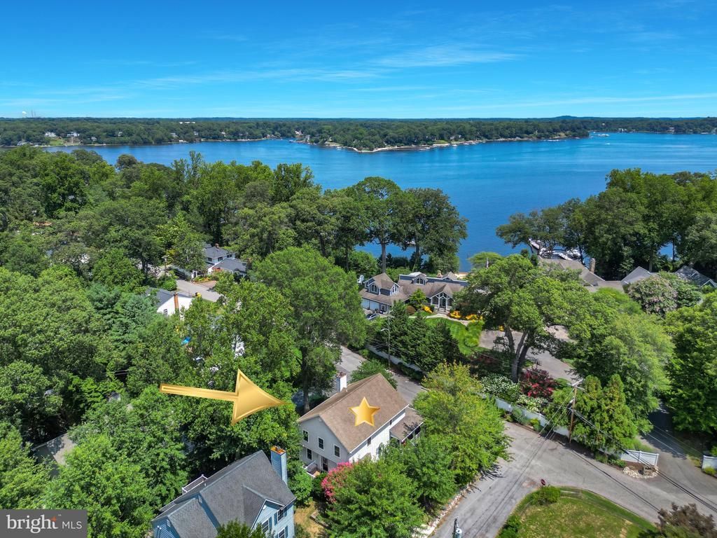 764 N RIVERSIDE DRIVE, CROWNSVILLE, MD 21032