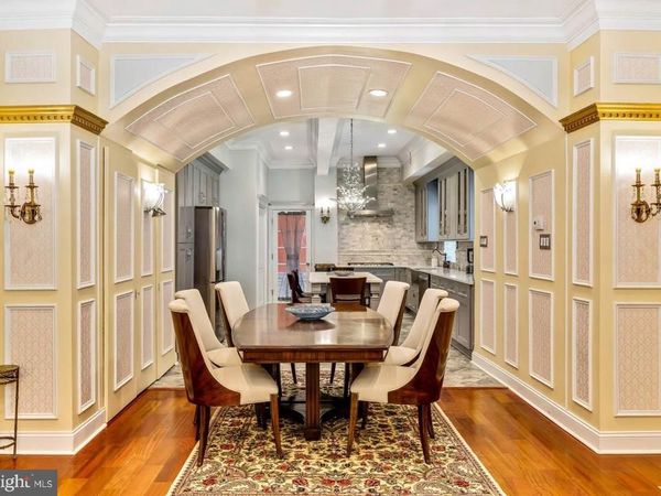 26 S STRAWBERRY STREET , PHILADELPHIA, PA 19106
