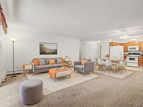 3184 S Heather Gardens Way , Unit 205, Aurora, CO 80014