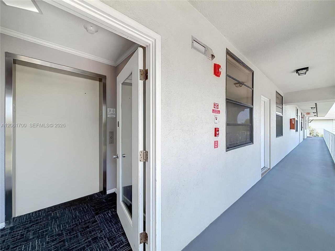 1713 Whitehall Dr , Unit 404, Davie, FL 33324 Photo