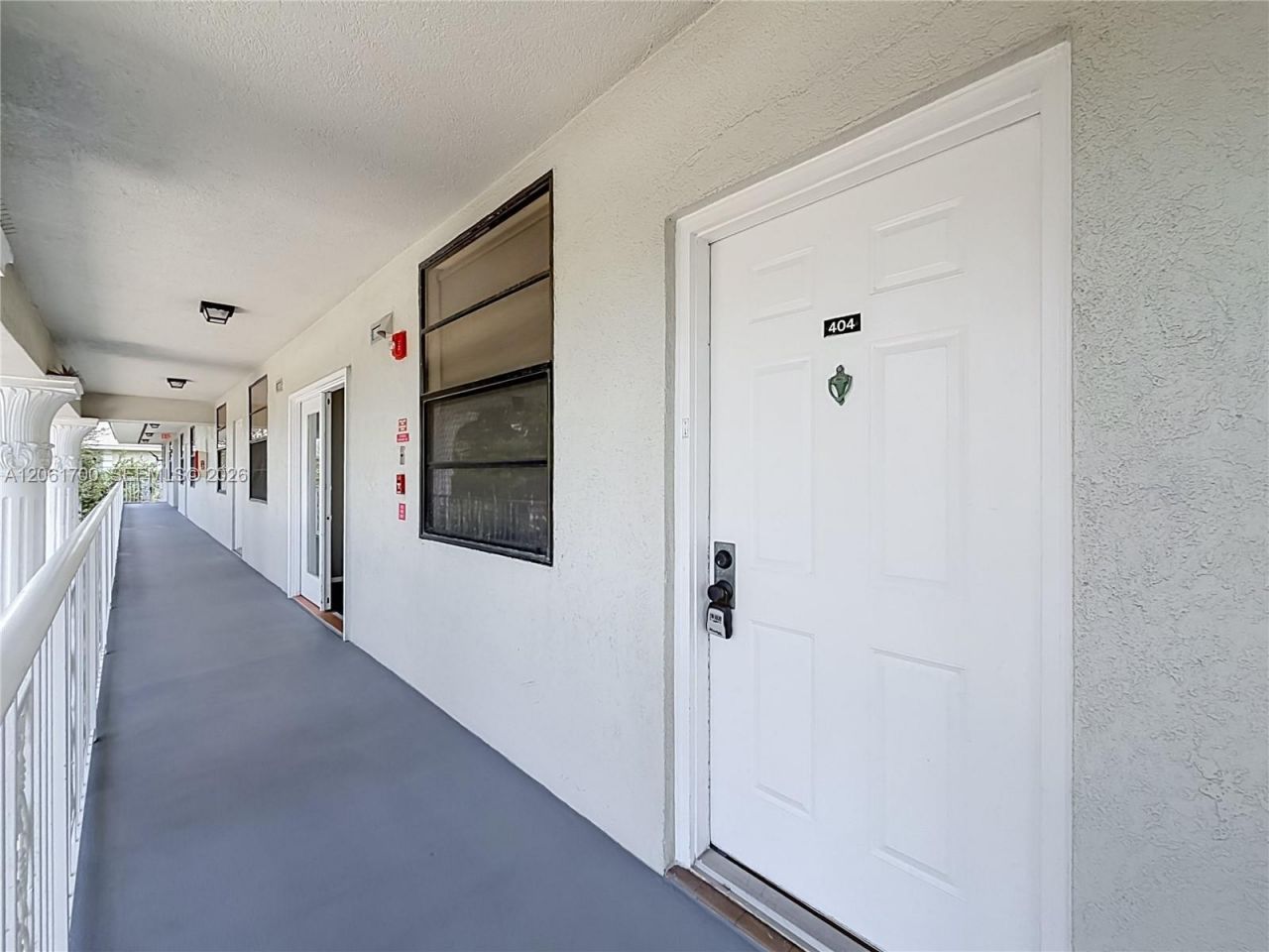 1713 Whitehall Dr , Unit 404, Davie, FL 33324 Photo
