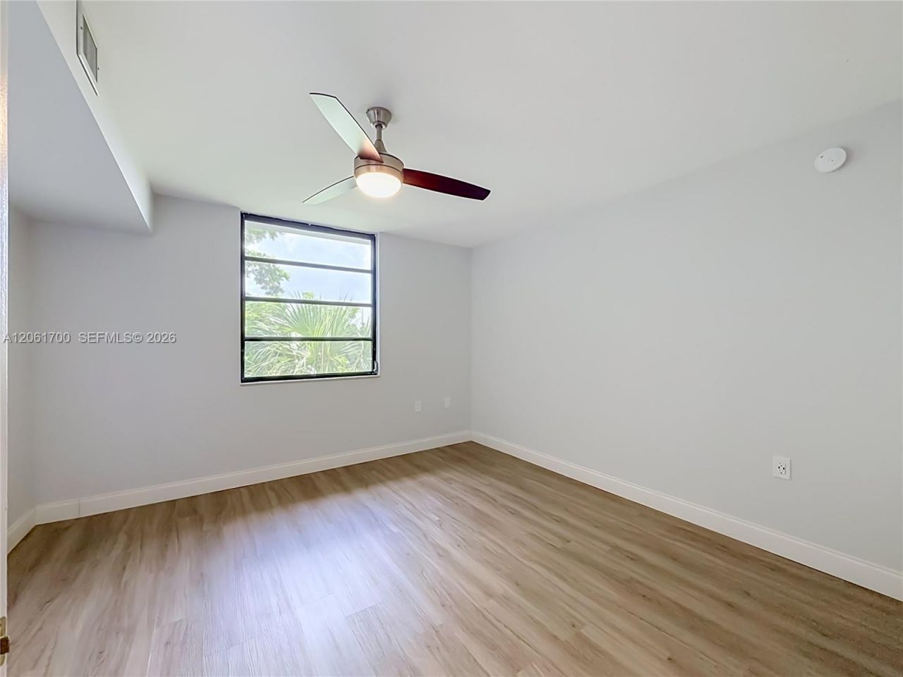 1713 Whitehall Dr , Unit 404, Davie, FL 33324 Photo