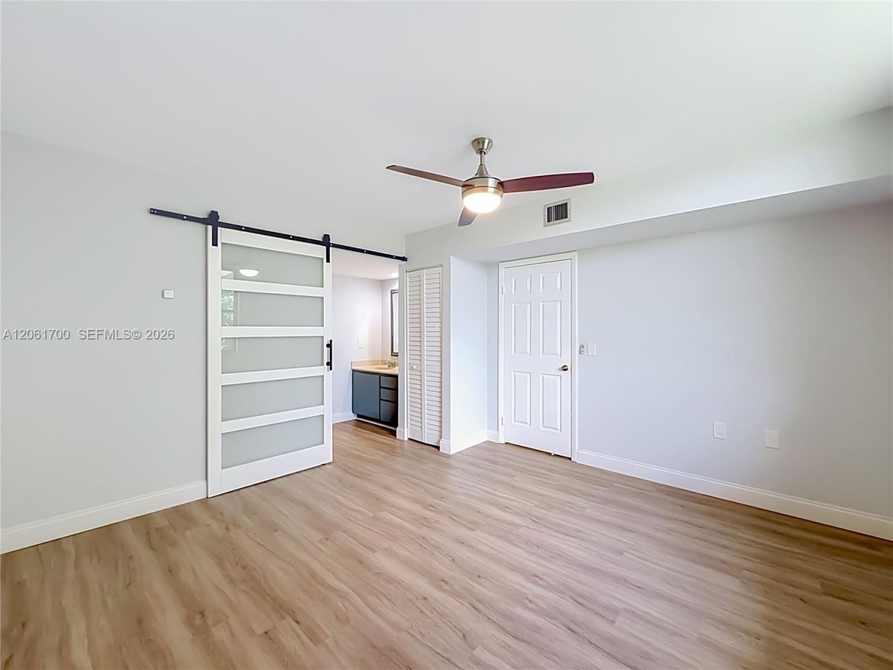 1713 Whitehall Dr , Unit 404, Davie, FL 33324 Photo