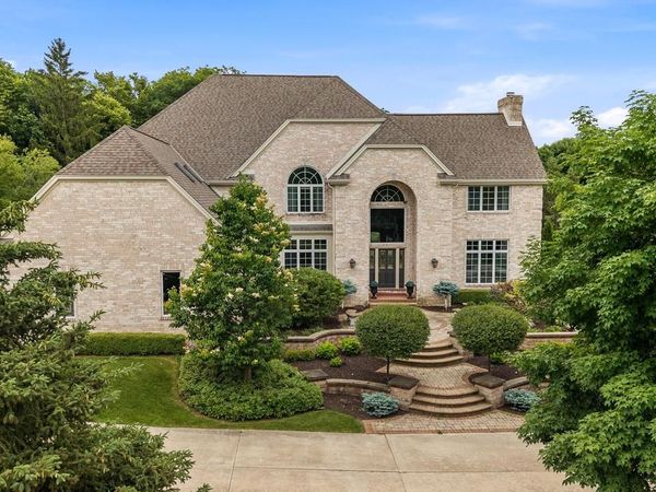 3230 Fordham COURT, Brookfield, WI 53005