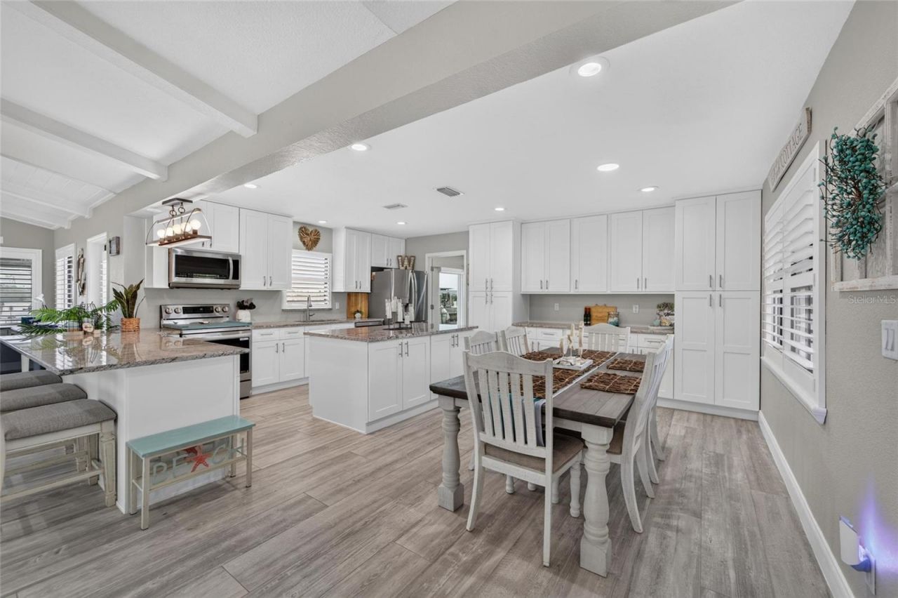 3422 W Shell Point Road , Ruskin, FL 33570 Photo