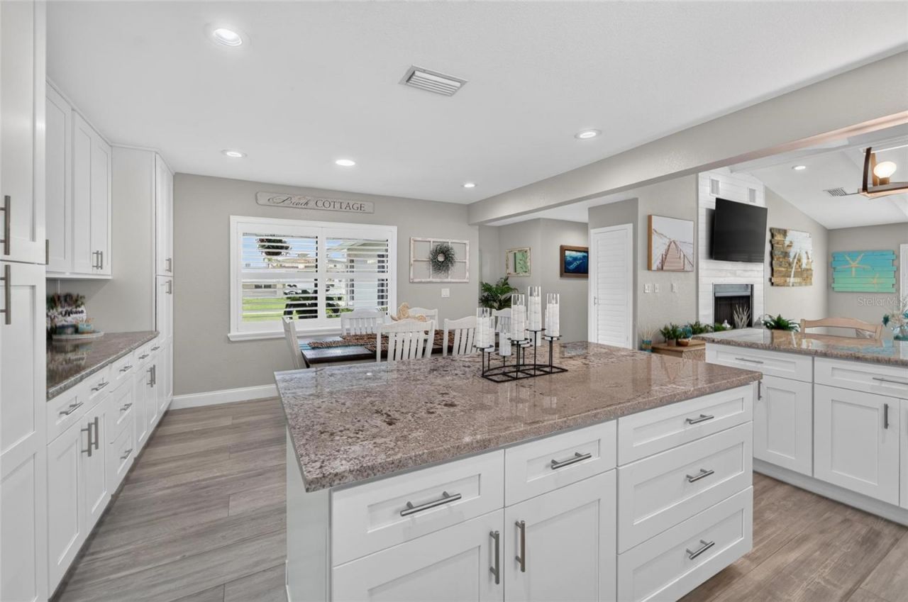 3422 W Shell Point Road , Ruskin, FL 33570 Photo
