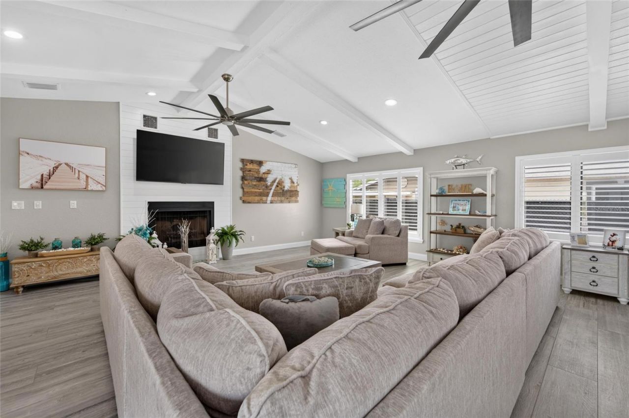 3422 W Shell Point Road , Ruskin, FL 33570 Photo