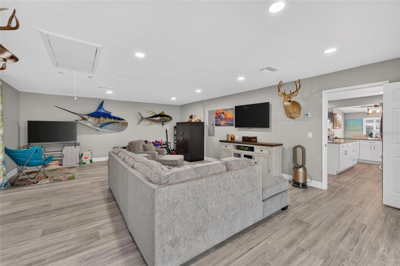 3422 W Shell Point Road , Ruskin, FL 33570 Photo