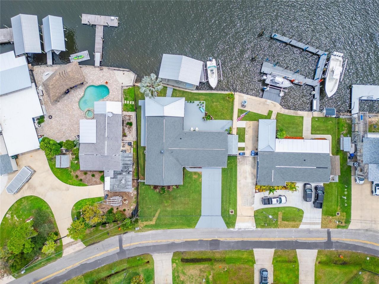 3422 W Shell Point Road , Ruskin, FL 33570 Photo