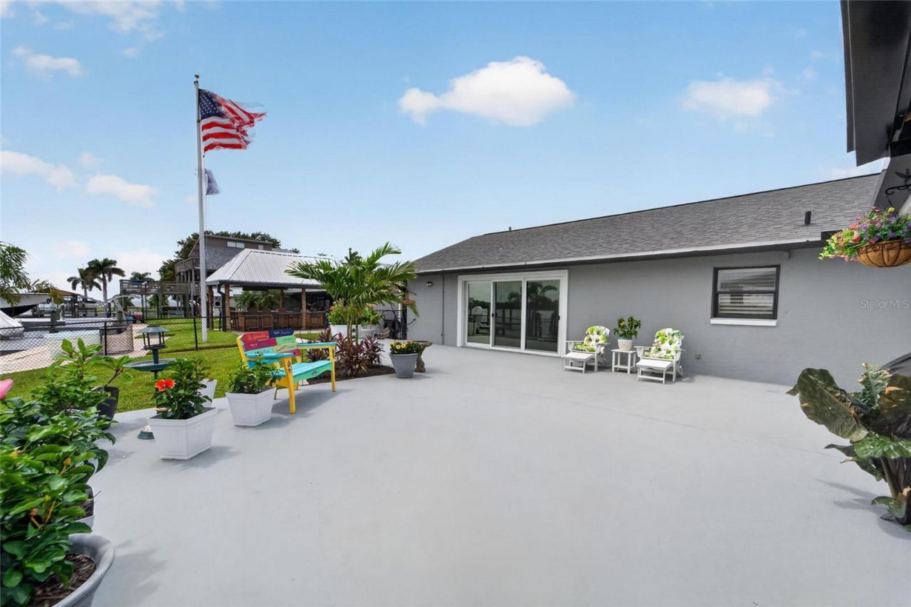 3422 W Shell Point Road , Ruskin, FL 33570 Photo