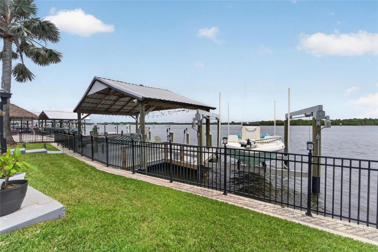 3422 W Shell Point Road , Ruskin, FL 33570 Photo