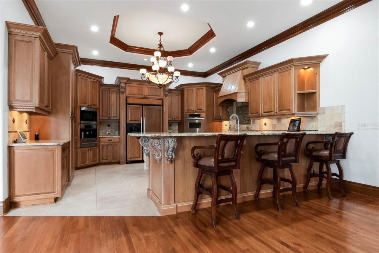 5211 W Neptune Way, Tampa, FL 33609 Photo