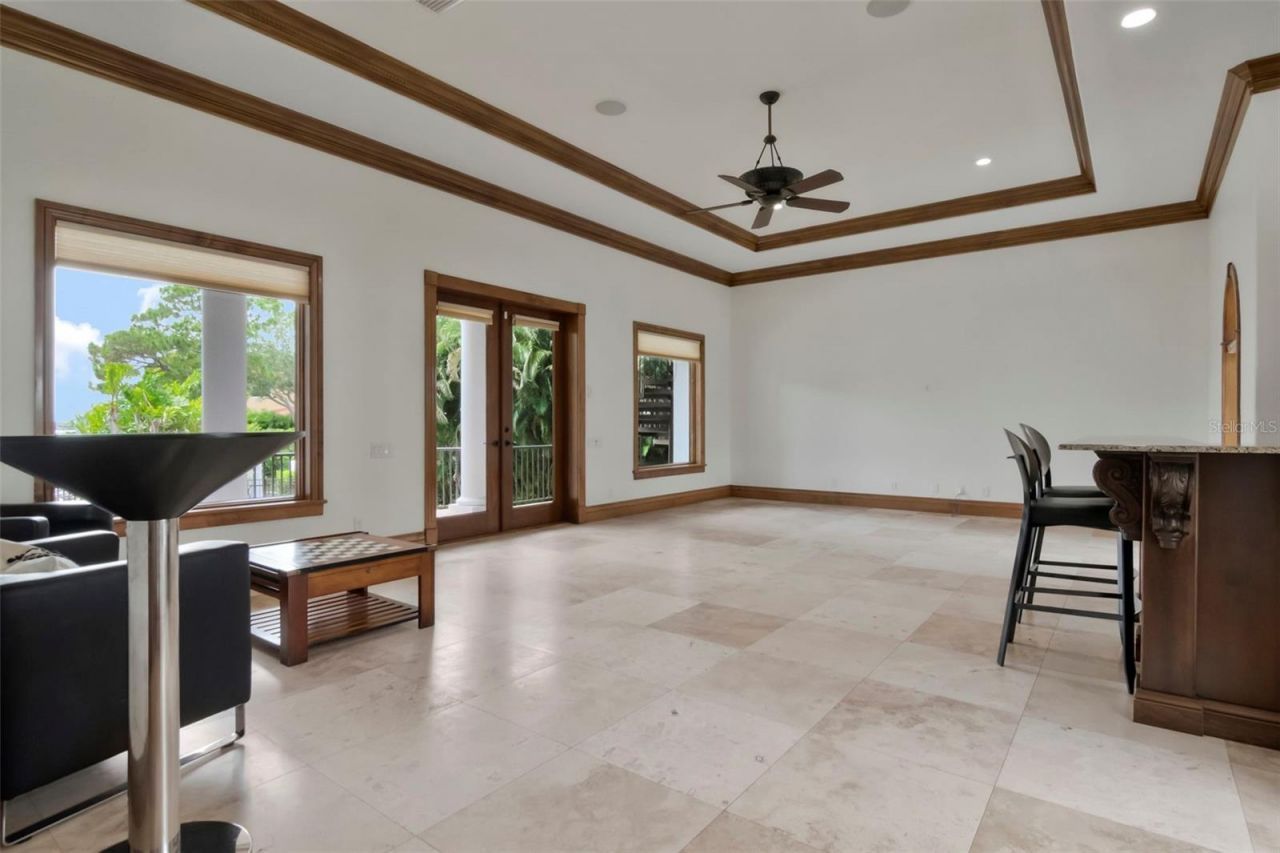 5211 W Neptune Way, Tampa, FL 33609 Photo