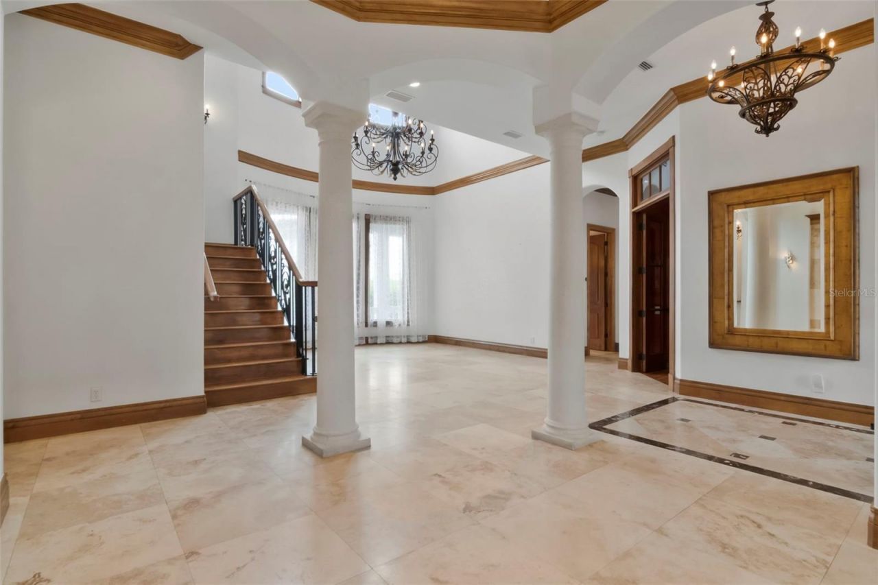 5211 W Neptune Way, Tampa, FL 33609 Photo