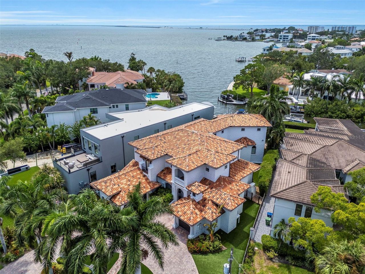 5211 W Neptune Way, Tampa, FL 33609 Photo