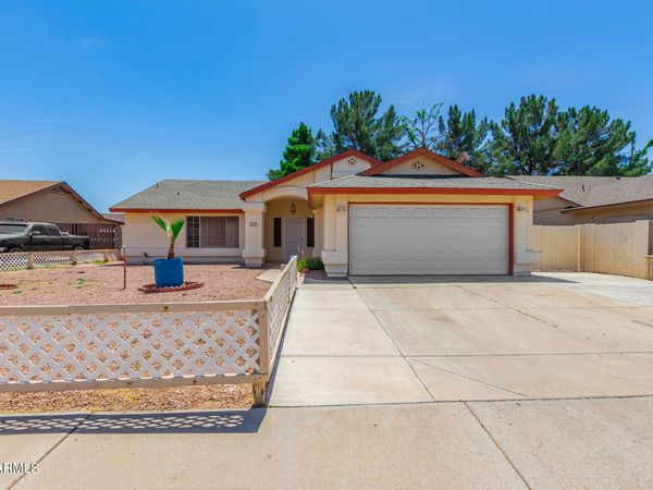 8591 W OREGON Avenue, Glendale, AZ 85305