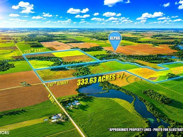 247th Street, Waucoma, IA 52171