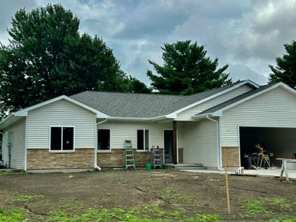 1112 WILLOW Avenue, Burlington, IA 52601