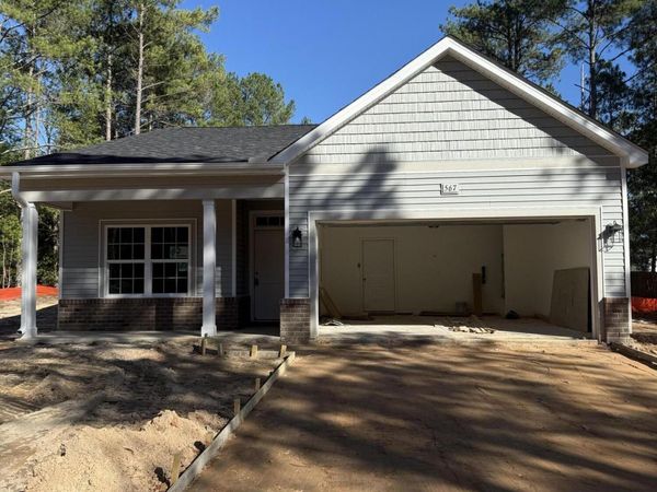 555 Sawgrass Road, Eagle Springs, NC 27242