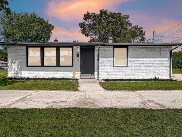 2101 Chase Street , Gary, IN 46404