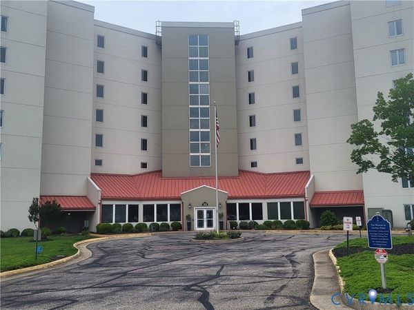 301 Beacon Ridge Drive , Unit 703, Hopewell, VA 23860