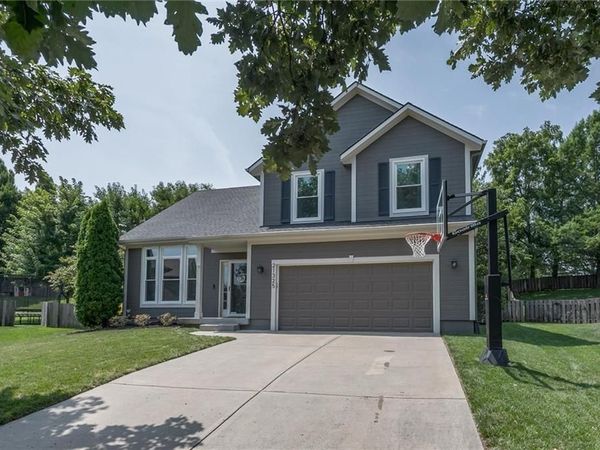 21325 W 120th Terrace, Olathe, KS 66061