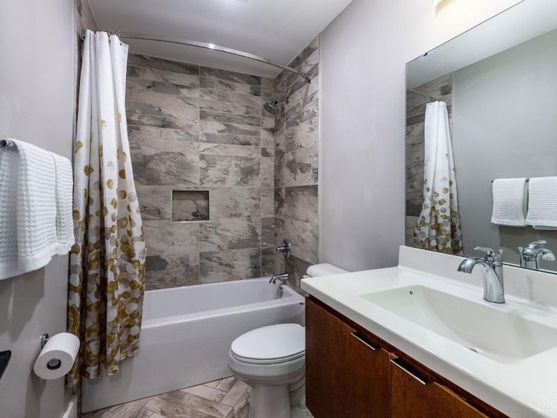 808 Elm Street, Unit 2C, Cincinnati, OH 45202 Photo 22