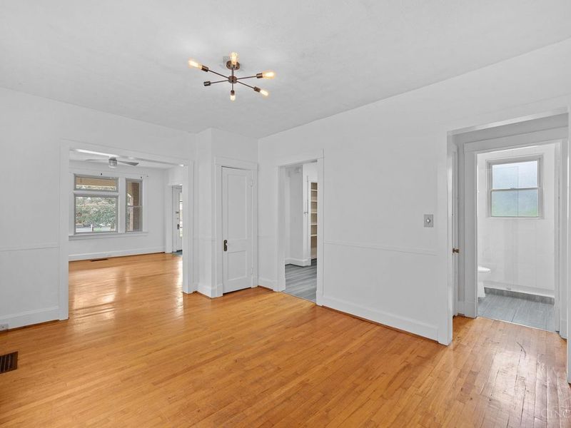 2890 Romana Place, Cincinnati, OH 45209 Photo 11