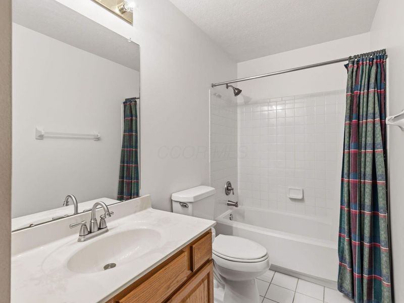 6526 Upper Lake Circle, Westerville, OH 43082 Photo 17