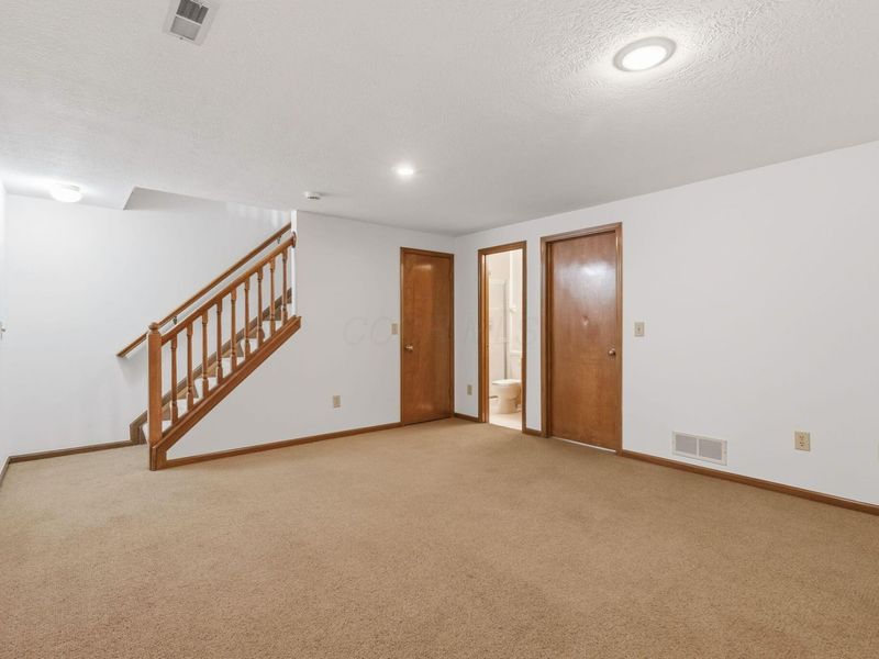 6526 Upper Lake Circle, Westerville, OH 43082 Photo 31