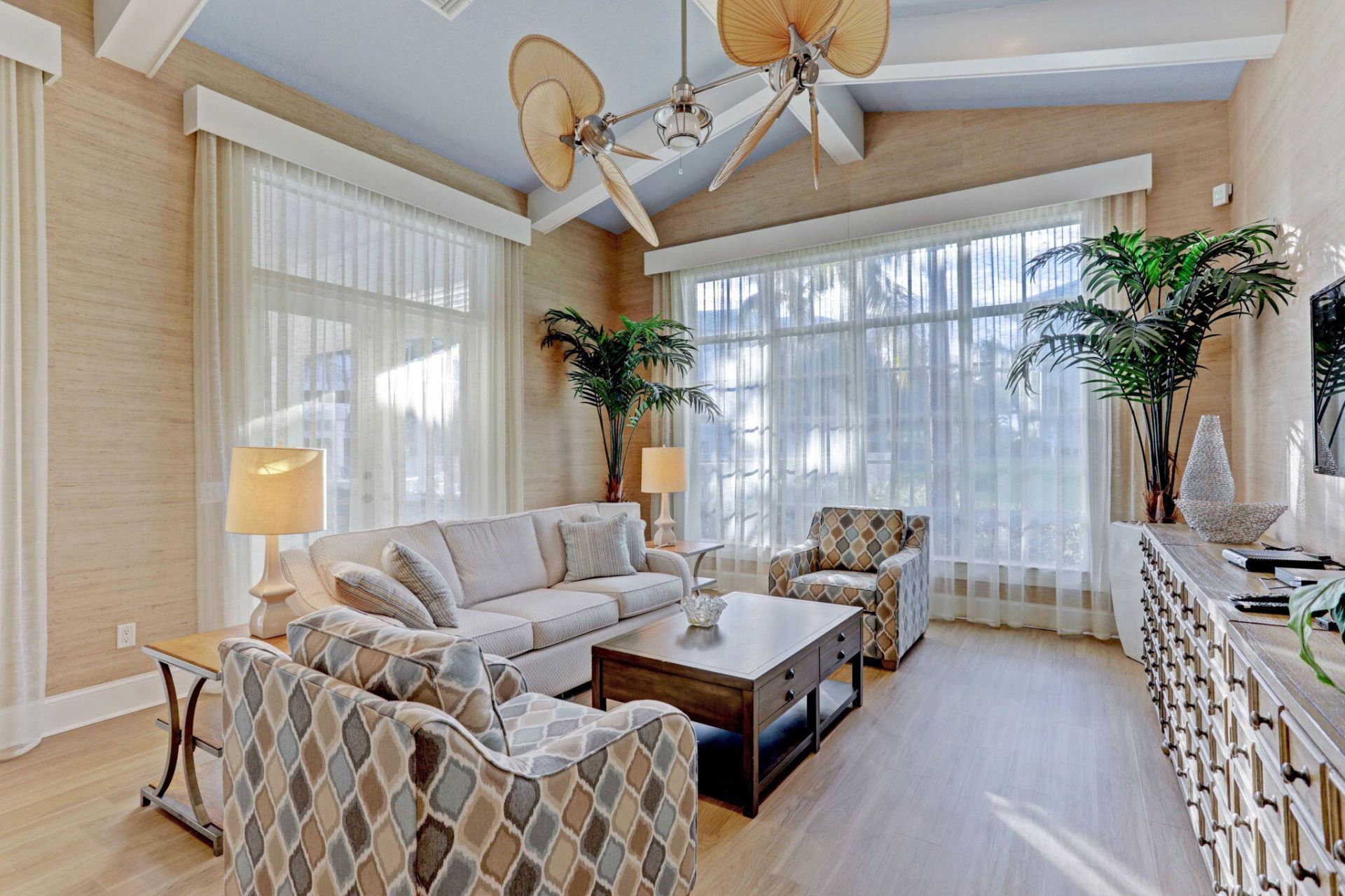 1013 Bay Colony Drive S, Juno Beach, FL 33408 Photo