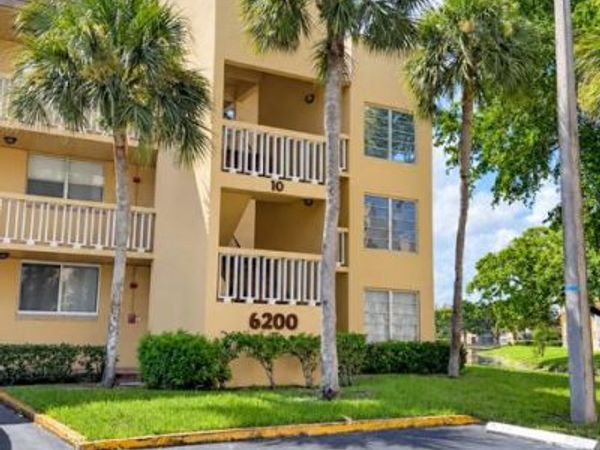 6200 NW 62ND Street, Unit 206, Tamarac, FL 33319